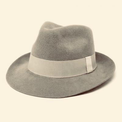 La cerise sur le chapeau, Paris