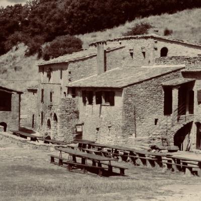 le castelas sivergues luberon